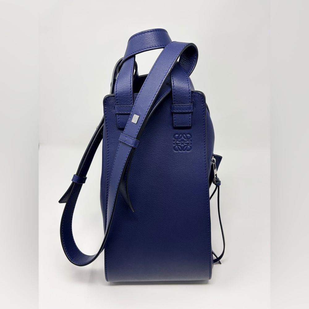 Loewe Compact Hammock Bag - Picture 13 of 15